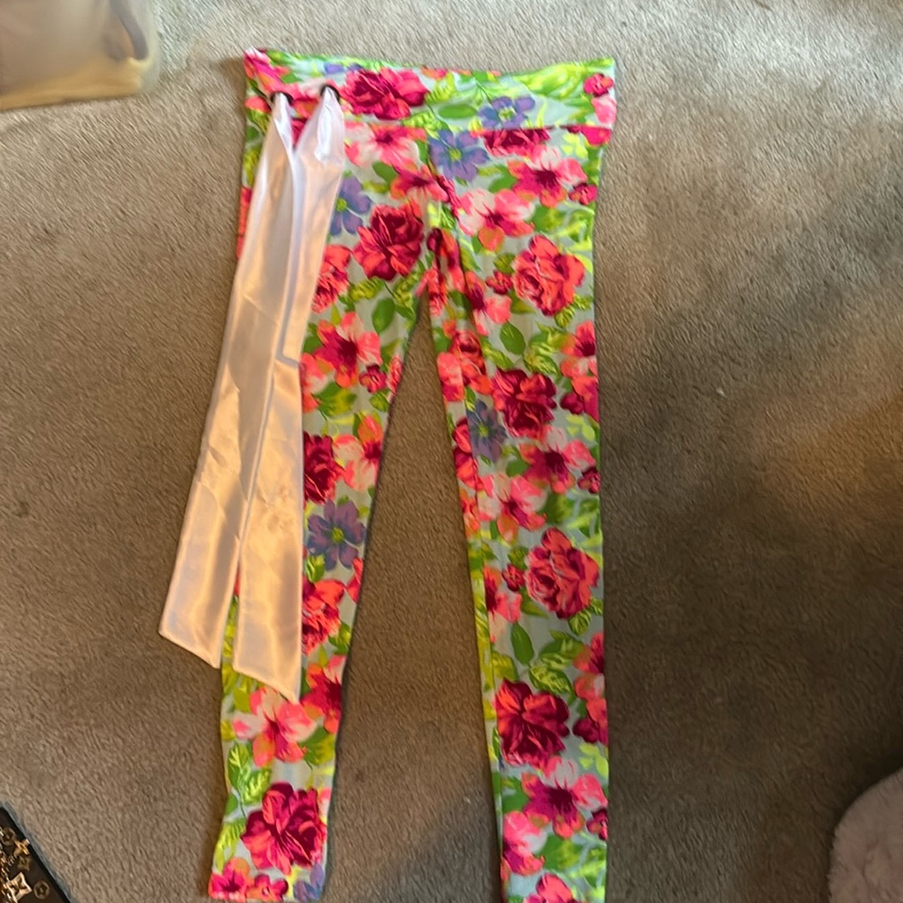 Cute Booty Lounge Leggings- Retired design